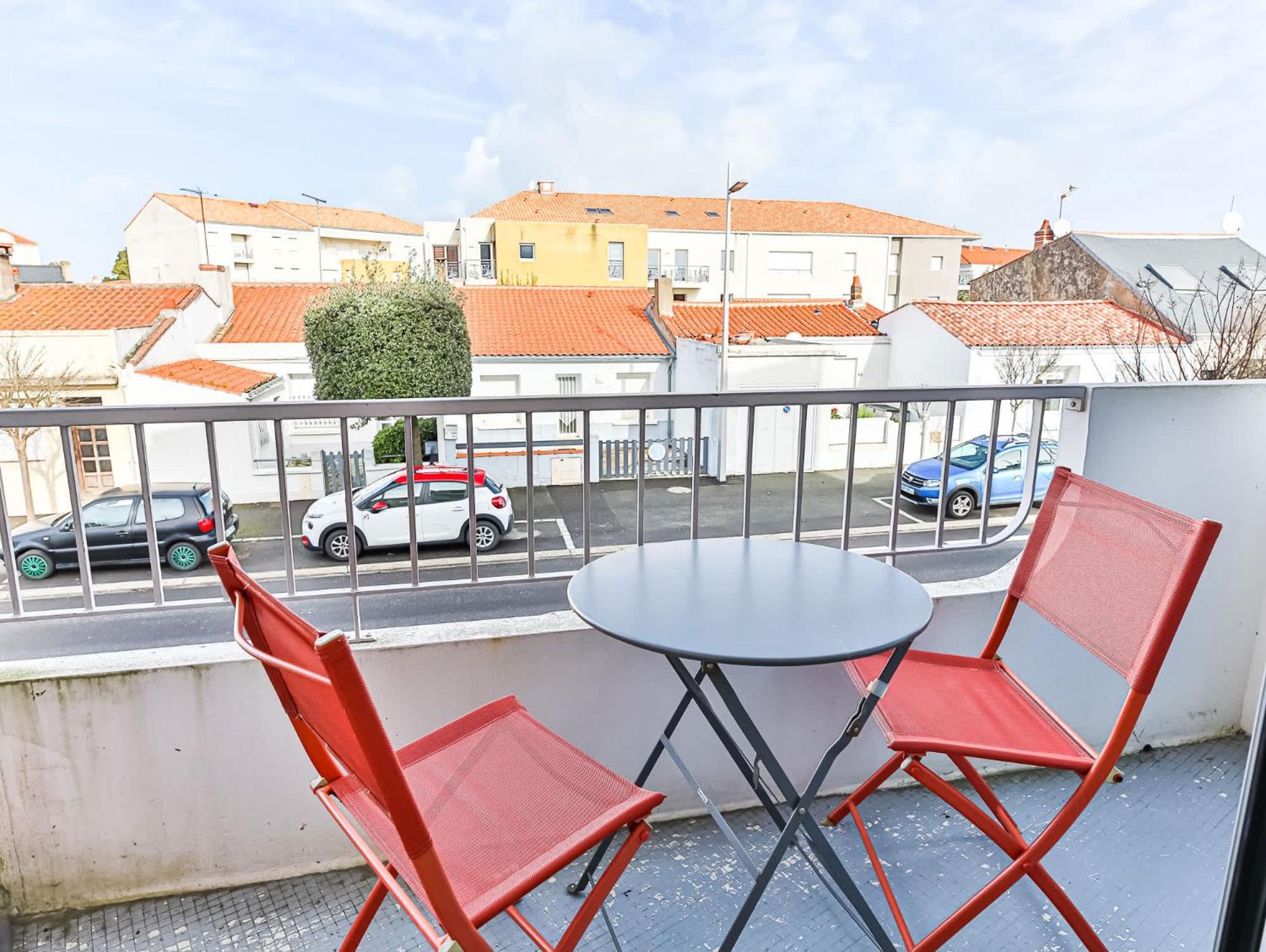 Appartement Cocooning Proche Centre Ville Et Gare لي سابلِ دولونْ المظهر الخارجي الصورة