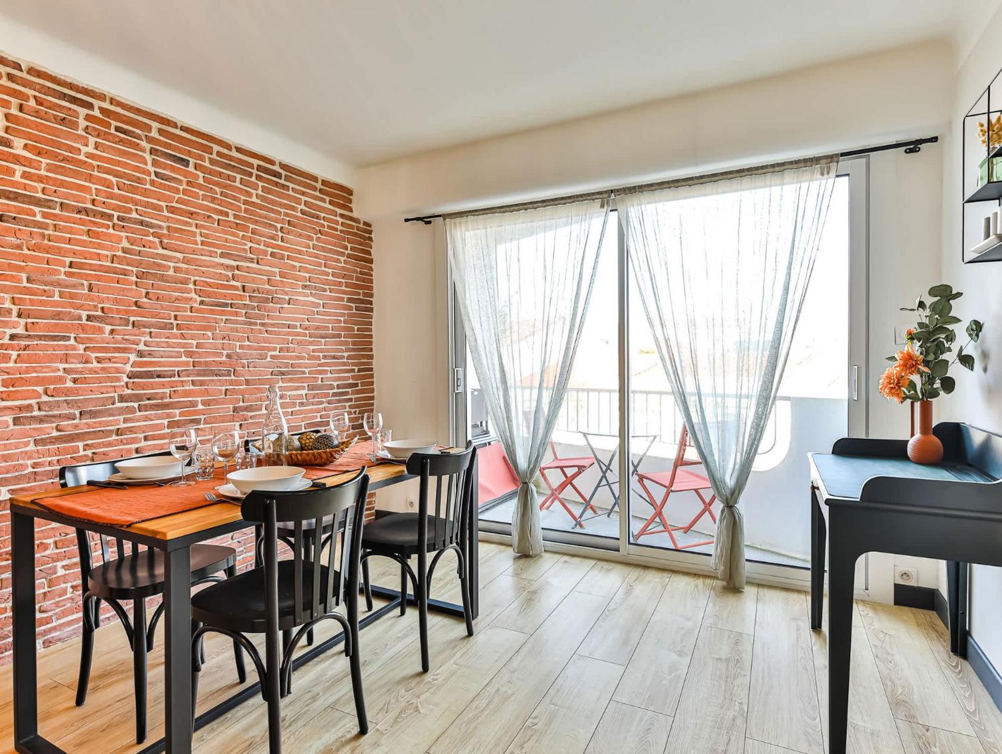 Appartement Cocooning Proche Centre Ville Et Gare لي سابلِ دولونْ المظهر الخارجي الصورة